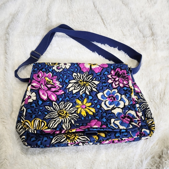 Vera Bradley Handbags - NWT Vera Bradley African Violet Messenger Bag with strap purple blue laptop bag